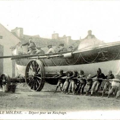 Depart Pour Un Naufrage Le Roussin Y. Bourles Pleyben Postee En 1908