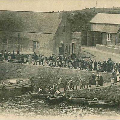 Embarquement Du Courrier Ouessant Edpennec Photo Geogesbrest