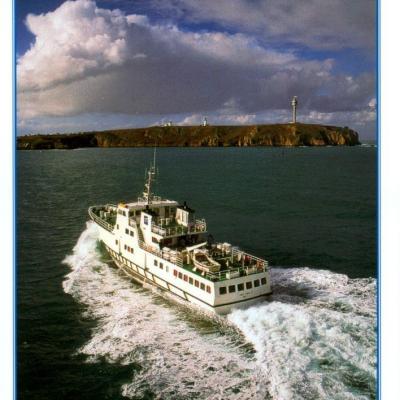 Enez Eussa Iii Arrivee Ouessant Editions Yca Photo Jm Malgorn