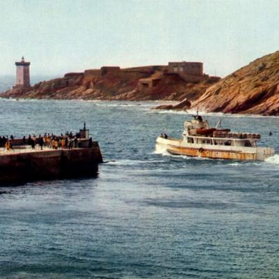 Bugel Depart Pointe De Kermorvan Editions Jos Iris Refmx1974