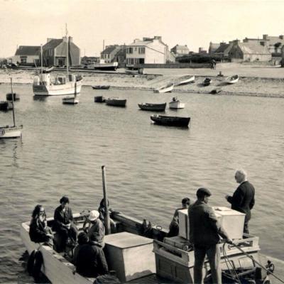 Molene Embarquement Editions Jos Le Doare Postee 1967