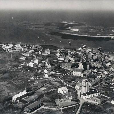 Molène vue du ciel (Cliché aérien Heurtier)