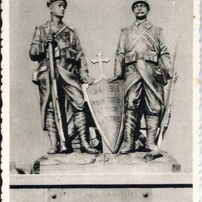 Molene Le Monument Aux Morts Des Deux Guerres Editions Goutagny Trolliet
